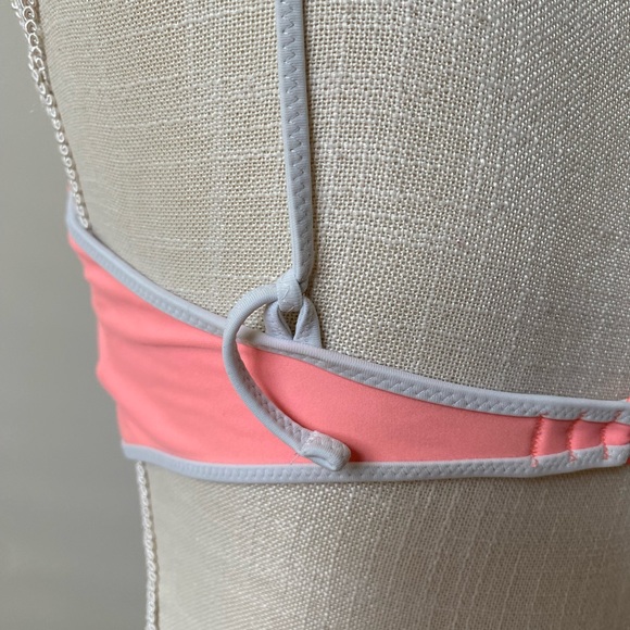 Aerie Bikini Top Pink and White - Picture 7 of 10